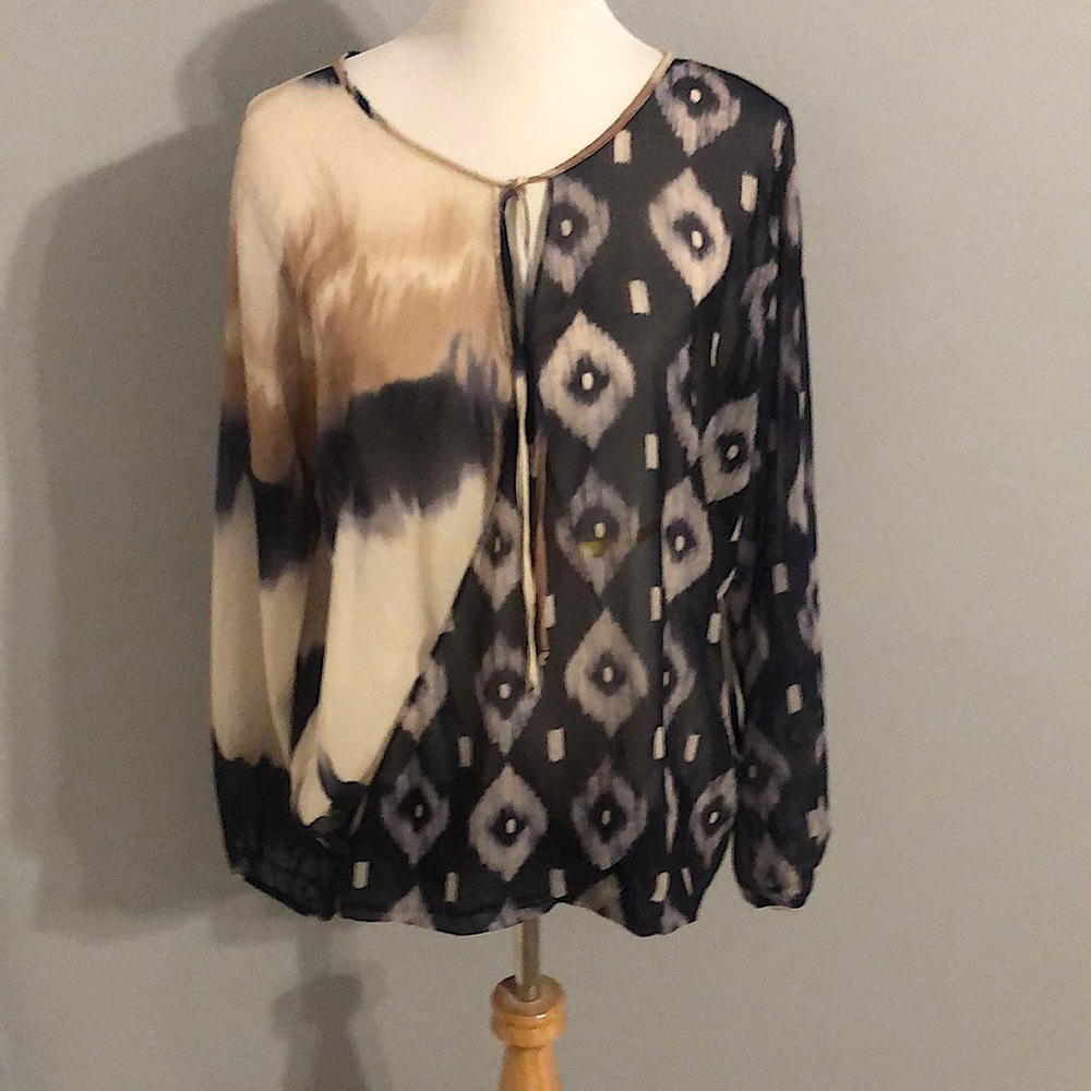 New York & Company Bohemian Long sleeve blouse